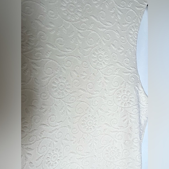 BCBGirls Size 12 Ivory textured Dress - Picture 6 of 10